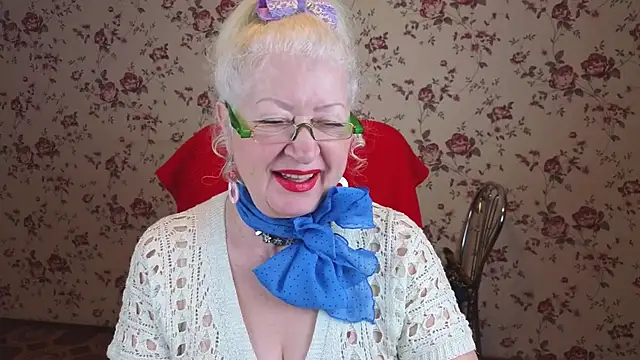 Maya Mayflower online show from 11.25.25