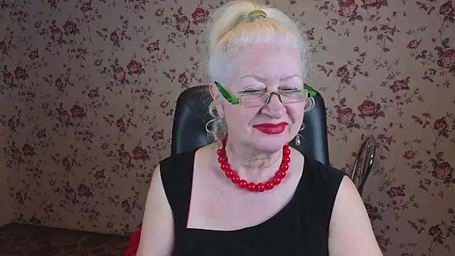 Maya Mayflower online show from 12.02.25