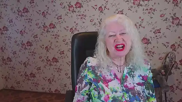 Maya Mayflower online show from 04.13.26