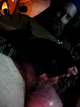 Snapshot of SirJonBradley chatting on 09.18.25 SirJonBradley online show from 09.18.25