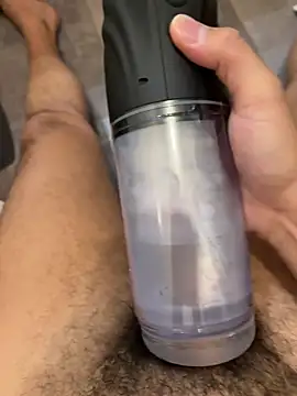 Snapshot of Runstat chatting on 03.15.25 Runstat online show from 03.15.25