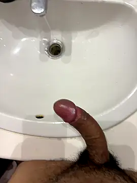 Snapshot of Runstat chatting on 11.07.25 Runstat online show from 11.07.25