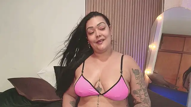 Snapshot of violeta_delavega1 chatting on 03.11.25 violeta delavega1 online show from 03.11.25