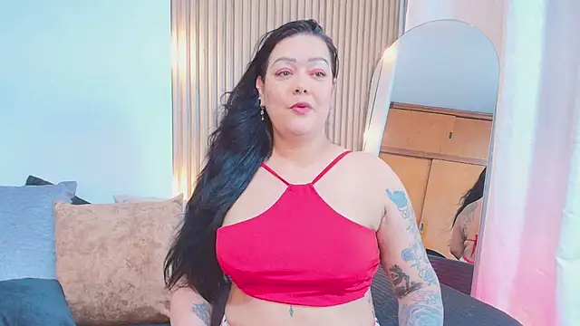 Snapshot of violeta_delavega1 chatting on 03.22.25 violeta delavega1 online show from 03.22.25