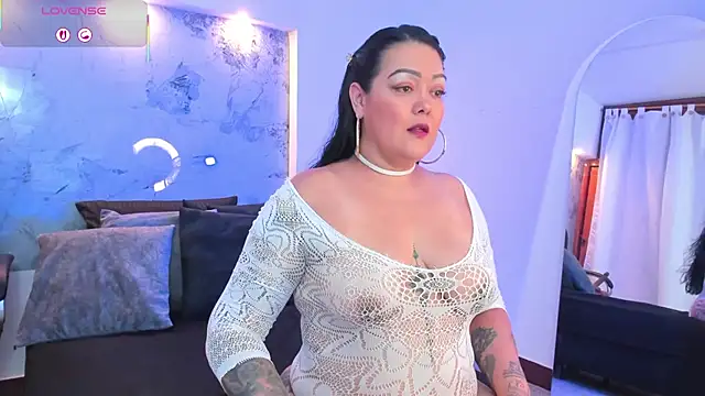 Snapshot of violeta_delavega1 chatting on 09.14.25 violeta delavega1 online show from 09.14.25