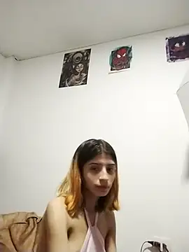 KratosAfroditacs online show from 10.15.25