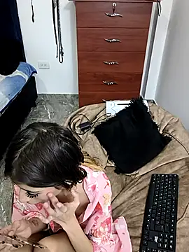 KratosAfroditacs online show from 04.06.26