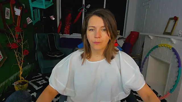 Snapshot of NicoleHitman chatting on 03.05.25 NicoleHitman online show from 03.05.25