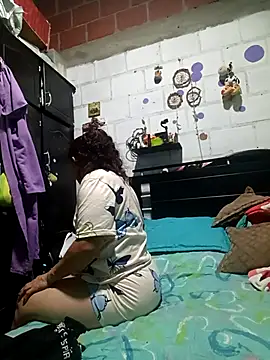 Antonela45 online show from 04.13.26