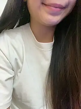 Lyly2525 online show from 11.24.25