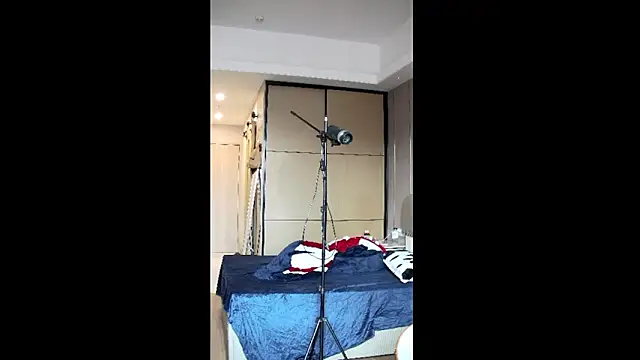 Snapshot of htcsky chatting on 03.11.25 htcsky online show from 03.11.25