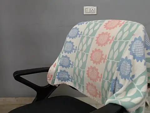 Snapshot of Surjeet_Kaur chatting on 10.14.25 Surjeet Kaur online show from 10.14.25