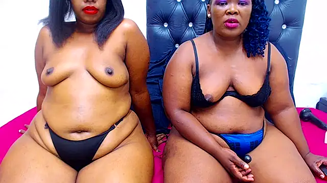 Snapshot of DarkEngelASS chatting on 02.19.26 DarkEngelASS online show from 02.19.26