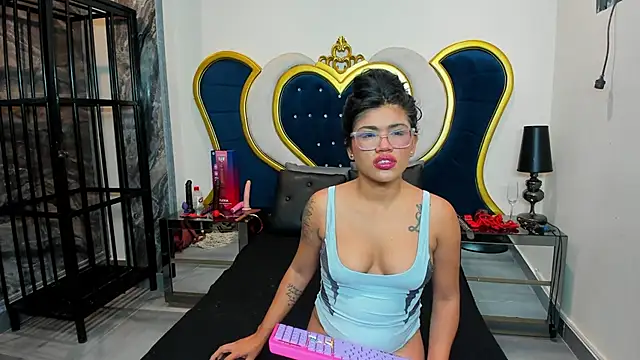 NovaMichel online show from 10.21.25