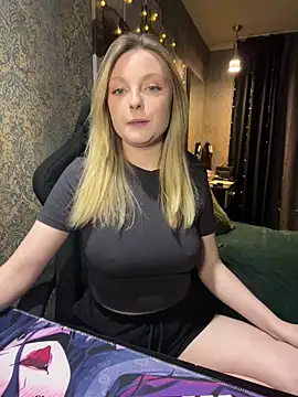 Lina ly online show from 12.20.25