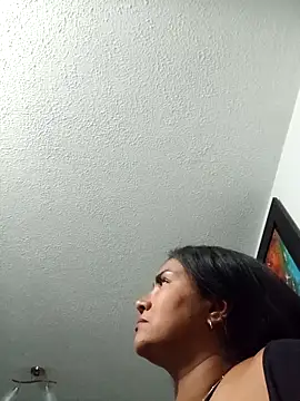 Snapshot of Ariana_Rodriguez chatting on 09.25.25 Ariana Rodriguez online show from 09.25.25