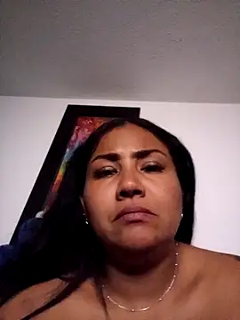 Snapshot of Ariana_Rodriguez chatting on 09.26.25 Ariana Rodriguez online show from 09.26.25