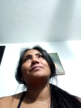 Snapshot of Ariana_Rodriguez chatting on 09.27.25 Ariana Rodriguez online show from 09.27.25