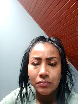 Ariana Rodriguez online show from 11.17.25