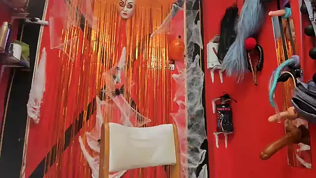 emma morgan 1 online show from 10.26.25