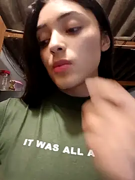 Snapshot of Valen_Person chatting on 10.02.25 Valen Person online show from 10.02.25