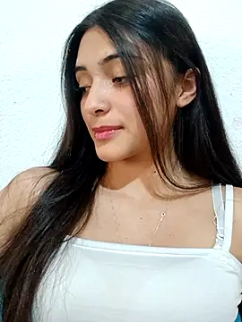 Snapshot of Valen_Person chatting on 10.08.25 Valen Person online show from 10.08.25