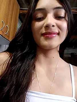 Snapshot of Valen_Person chatting on 10.11.25 Valen Person online show from 10.11.25