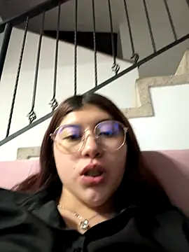 BellaRosee   online show from 09.23.25
