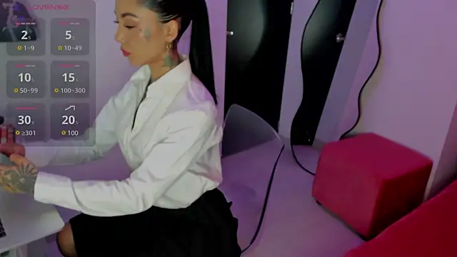 Dani Valen online show from 03.18.25