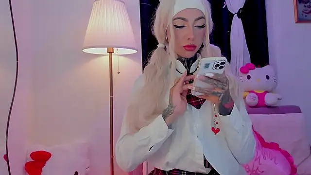 Snapshot of Dani_Valen chatting on 11.07.25 Dani Valen online show from 11.07.25