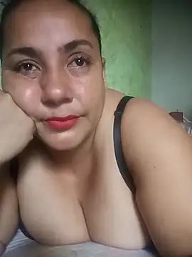 ValeriaRouge online show from 03.20.25