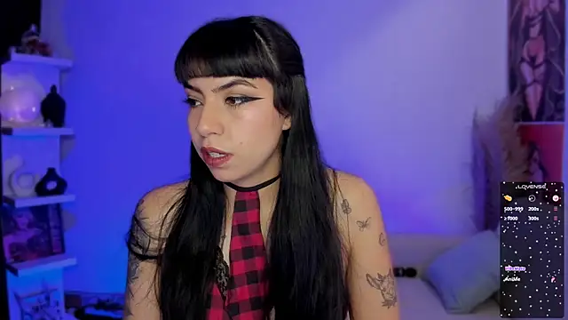 Saraa Desiree online show from 10.02.25