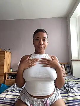 Melia Rayne online show from 10.18.25