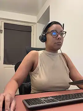 Melia Rayne online show from 02.17.26