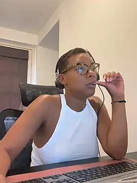 Melia Rayne online show from 06.25.26