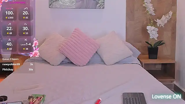 Snapshot of isabella_winkler chatting on 04.19.26 isabella winkler online show from 04.19.26