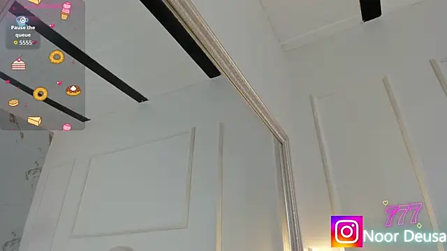 Candaceoweens online show from 04.11.26