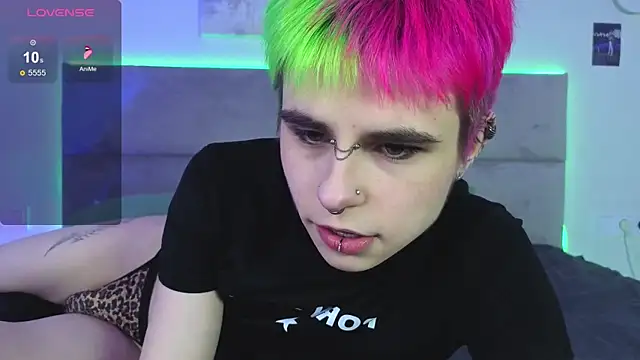 Alex Vallley online show from 10.18.25