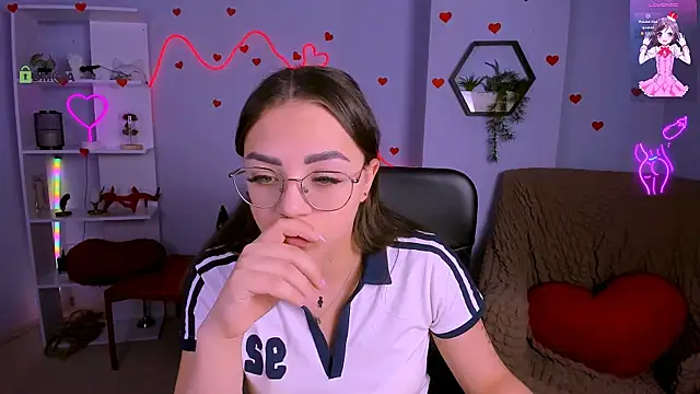 kiki swan online show from 05.28.26