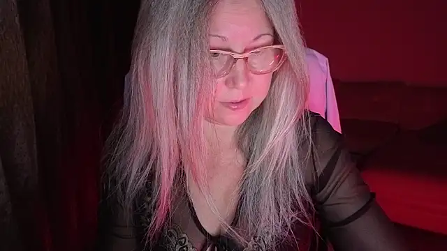 Snapshot of Wane_Witch chatting on 10.09.25 Wane Witch online show from 10.09.25