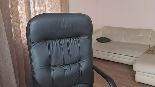 Snapshot of Wane_Witch chatting on 10.12.25 Wane Witch online show from 10.12.25