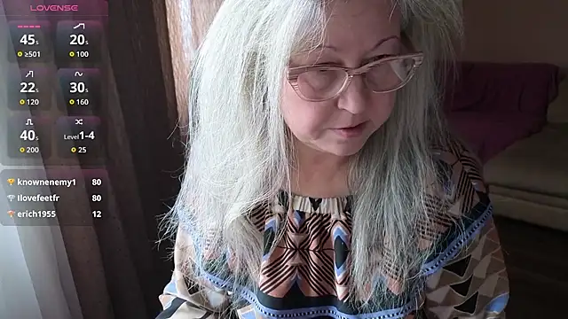 Snapshot of Wane_Witch chatting on 11.08.25 Wane Witch online show from 11.08.25