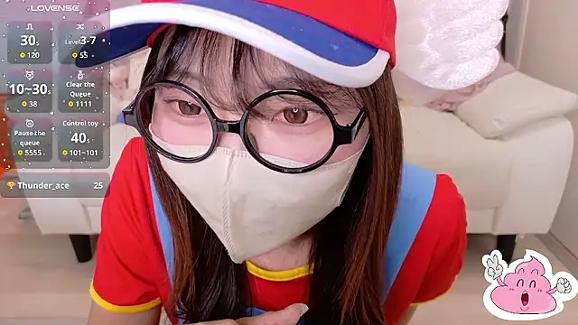 Snapshot of Ran-o0_0o chatting on 10.30.25 Ran-o0 0o online show from 10.30.25