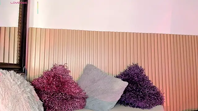 adalinarusell  online show from 03.17.26