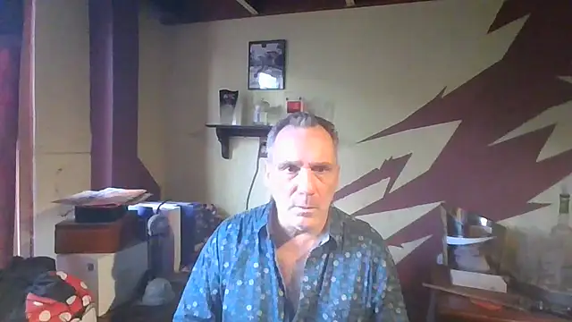 Snapshot of HunkofRock chatting on 07.03.26 HunkofRock online show from 07.03.26