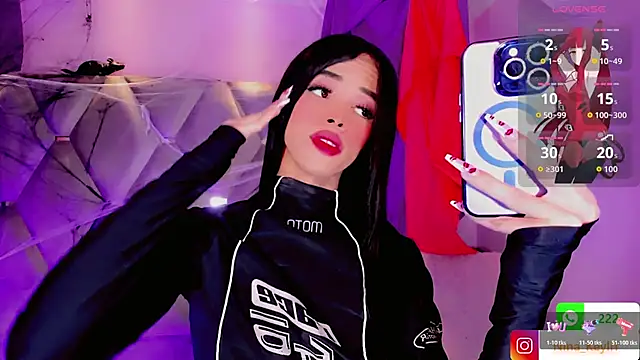 Nina Keyli online show from 10.28.25