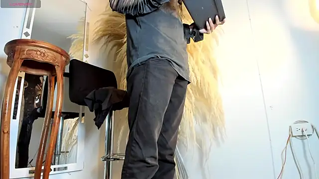 arthemisa hot online show from 03.18.25