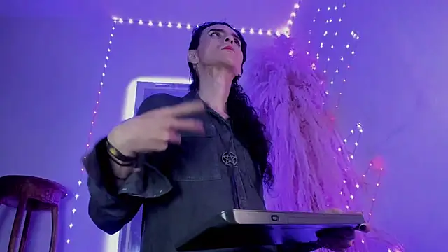 arthemisa hot online show from 11.03.25