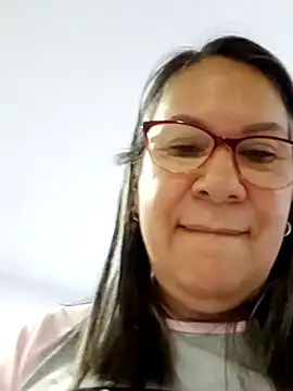 victoria wayne online show from 10.06.25