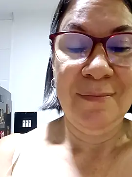 Snapshot of victoria_wayne chatting on 02.12.26 victoria wayne online show from 02.12.26